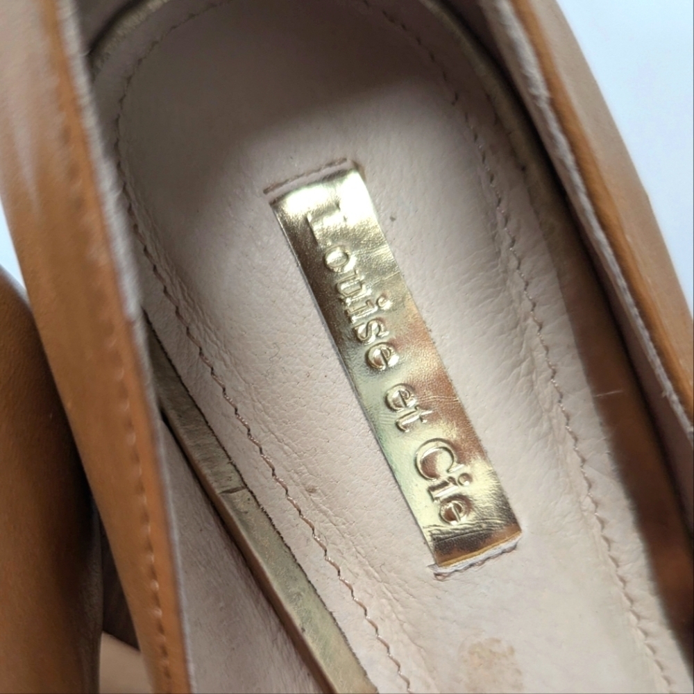 Louise Et Cie Camel Leather and Suede Pump Cap Toe Block Heel Classic Gold 8 - Picture 8 of 11